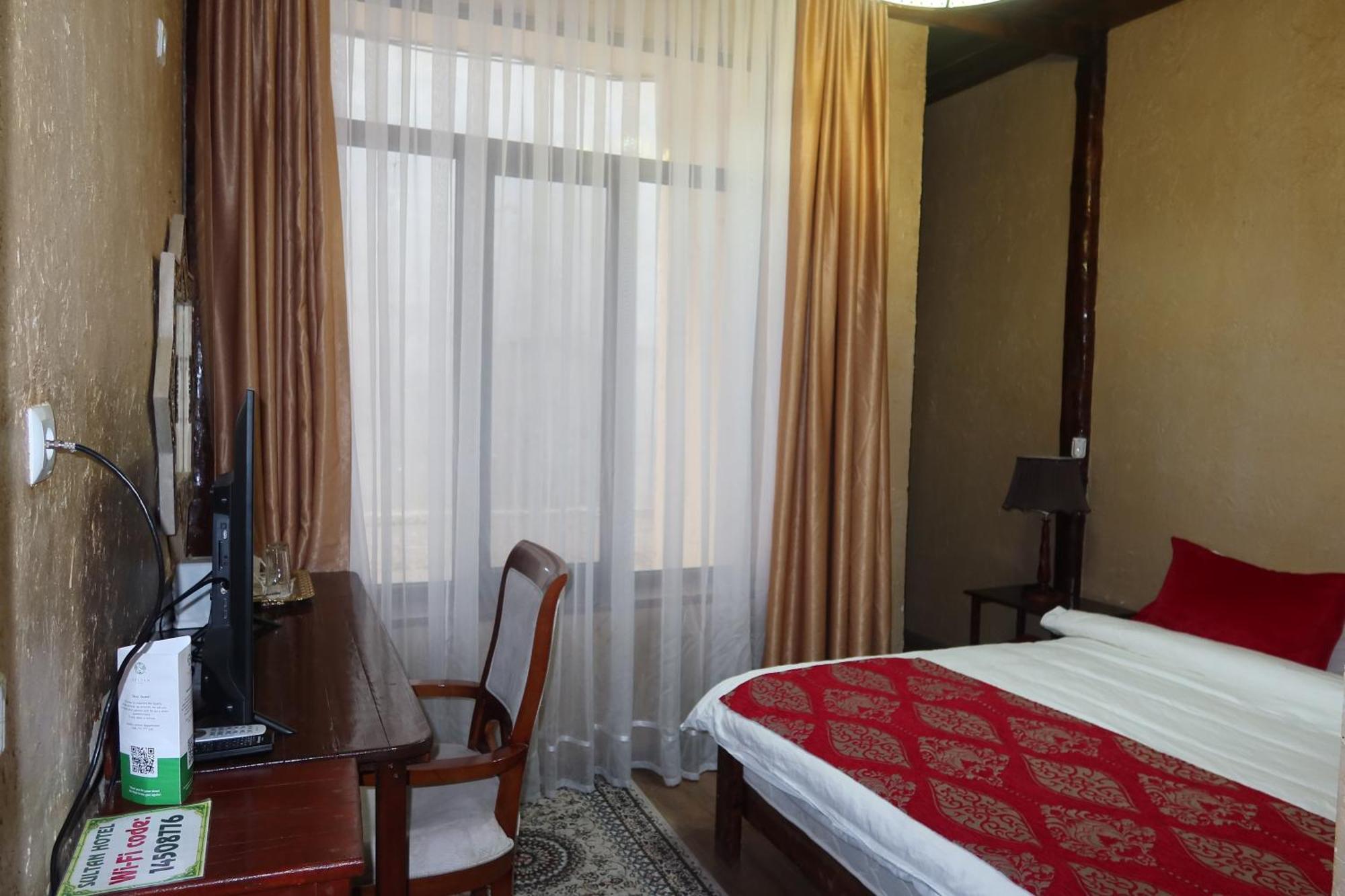 Hotel Sultan Kyzyl-Kia Zimmer foto